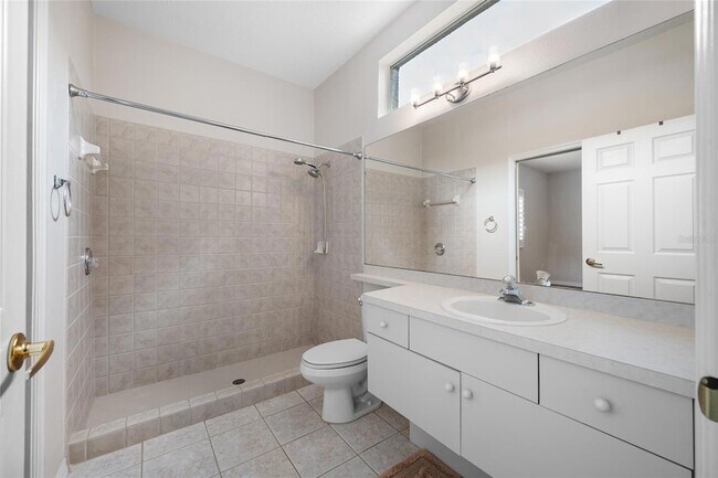 Building Photo - 10675 Park Pl Dr