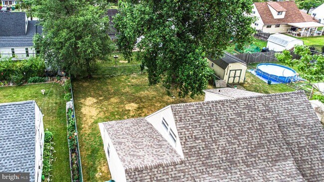 Building Photo - 12 Indigo Rd