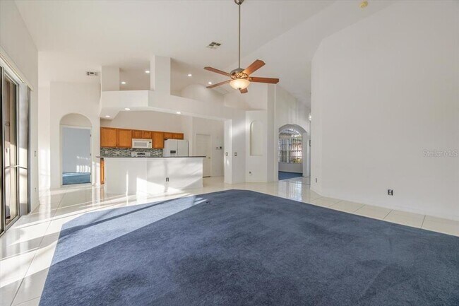 Building Photo - 429 Belfry Dr