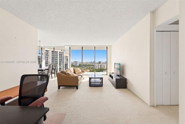 Building Photo - 19355 Turnberry Way