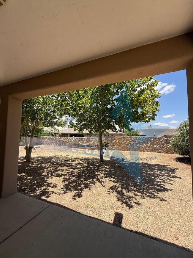 Building Photo - Beautiful 3-Bedroom Southwestern-Style Home!