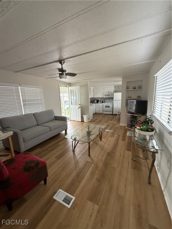 Building Photo - 29 Colby Ct