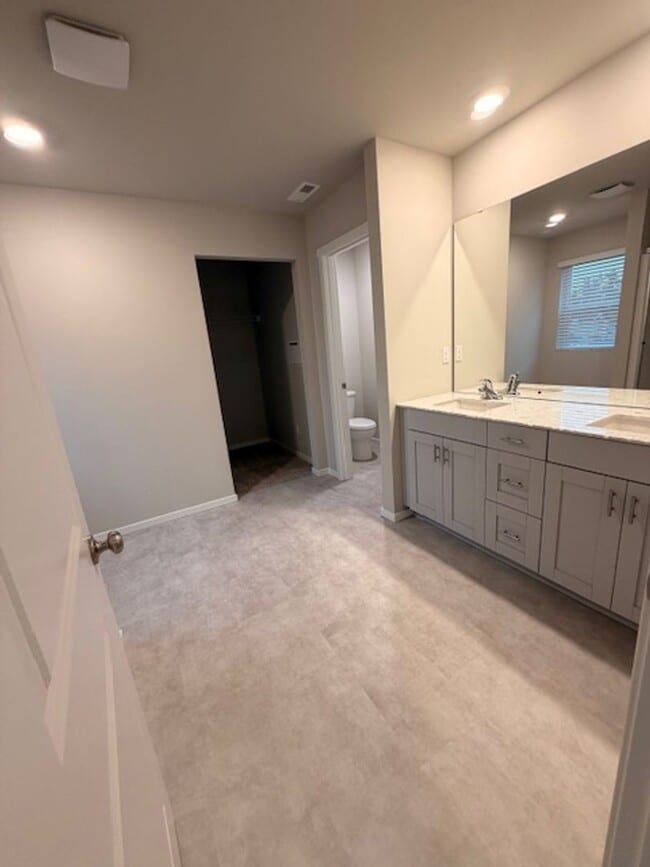 Building Photo - Brand New 2025 Home in Bakerview