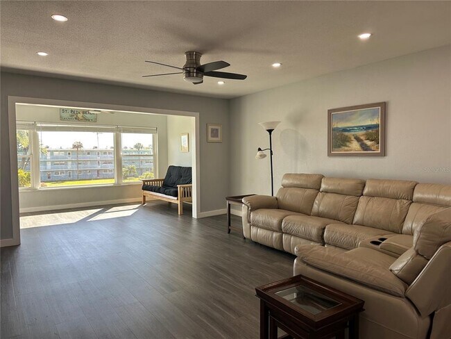 Building Photo - 300 64th Ave