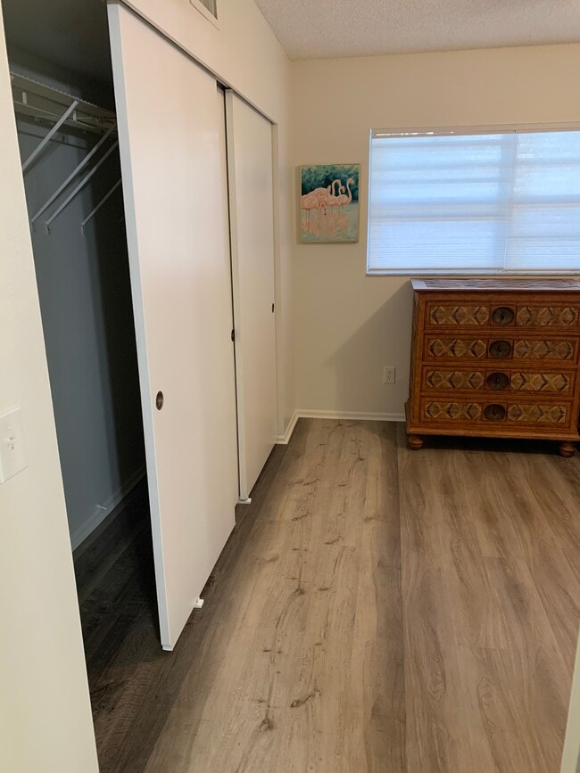 Building Photo - 2292 Costa Rican Dr