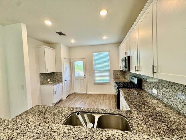 Building Photo - 10614 Cashew Run Ln