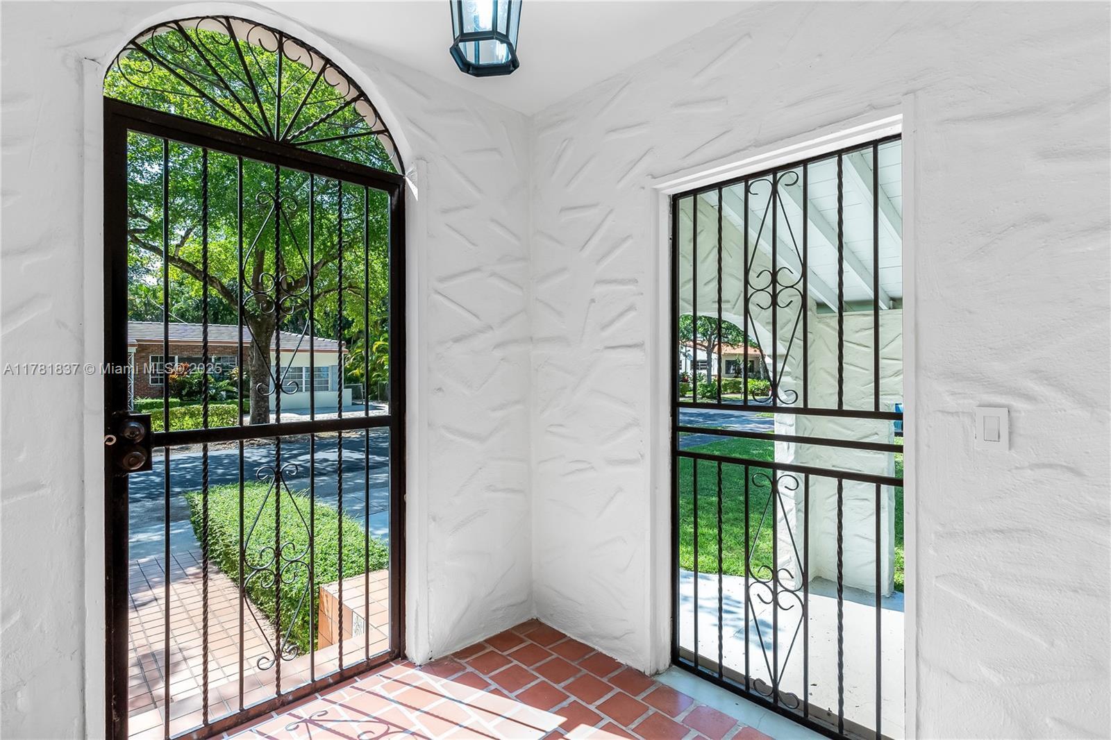 Building Photo - 829 Lorca St