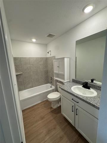 Building Photo - 5808 Cherry Holw Wy