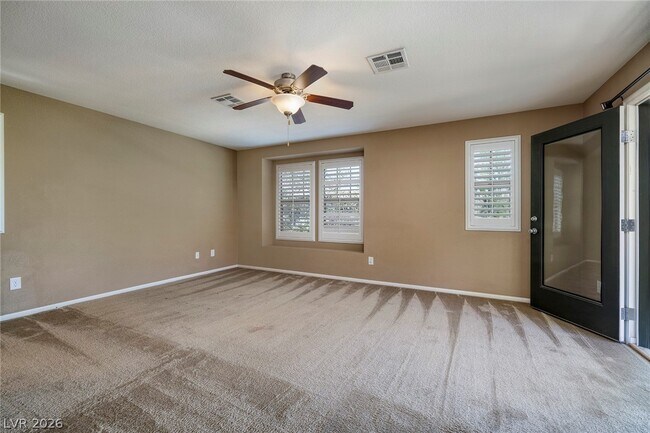 Building Photo - 10683 Country Knoll Way