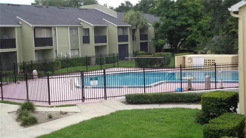 Building Photo - 940 Lake Destiny Rd