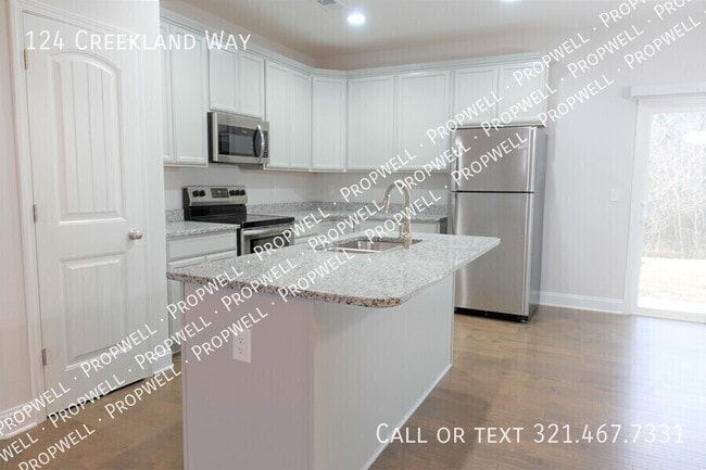Building Photo - 124 Creekland Wy