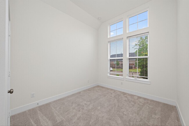 Building Photo - 24522 Keswick Vly Wy