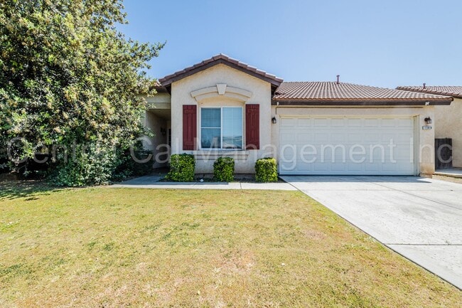 Primary Photo - 4 Bedroom, 2 Bath Home in Desired Northwes...