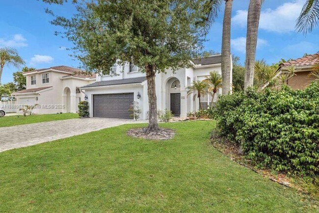 Building Photo - 10766 Crescendo Cir