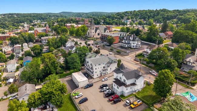Building Photo - 56 S Highland Ave