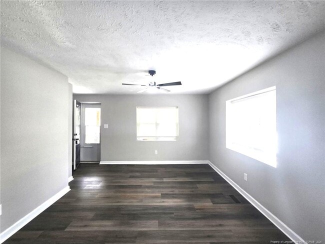 Building Photo - 874 W Orange St