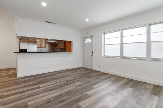 Building Photo - 1450 Atlantic Shores Blvd