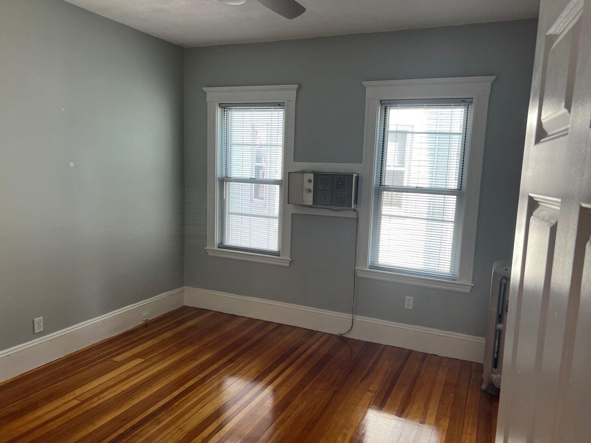 Building Photo - 48 Bowdoin St