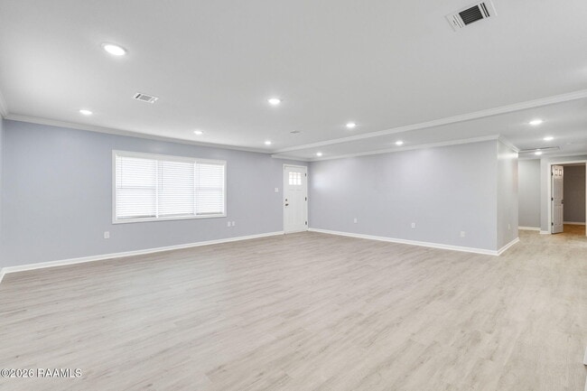 Building Photo - 4444 Main Hwy