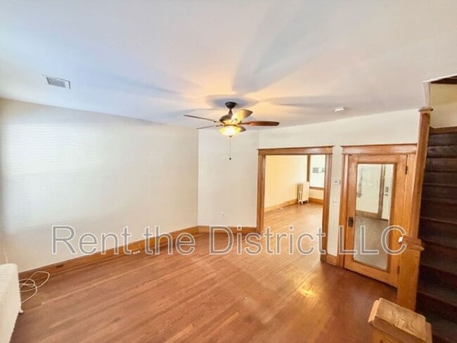 Building Photo - 814 Longfellow St NW