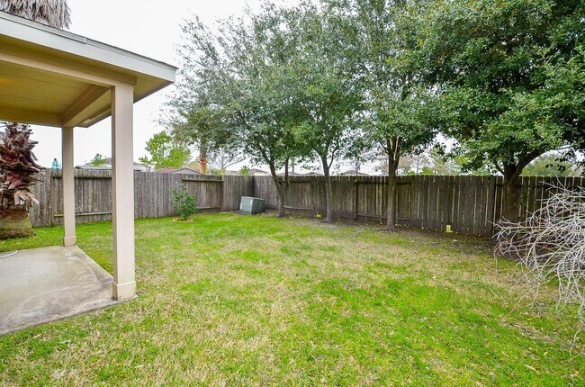 Building Photo - 19210 Mission Cove Ln