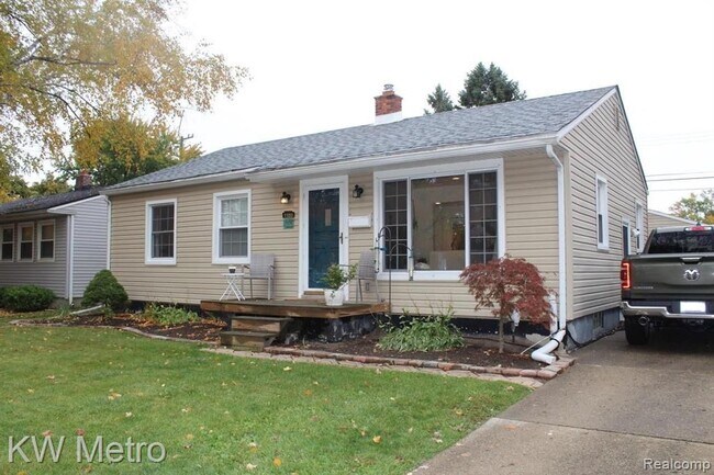 Primary Photo - 1120 Amelia St
