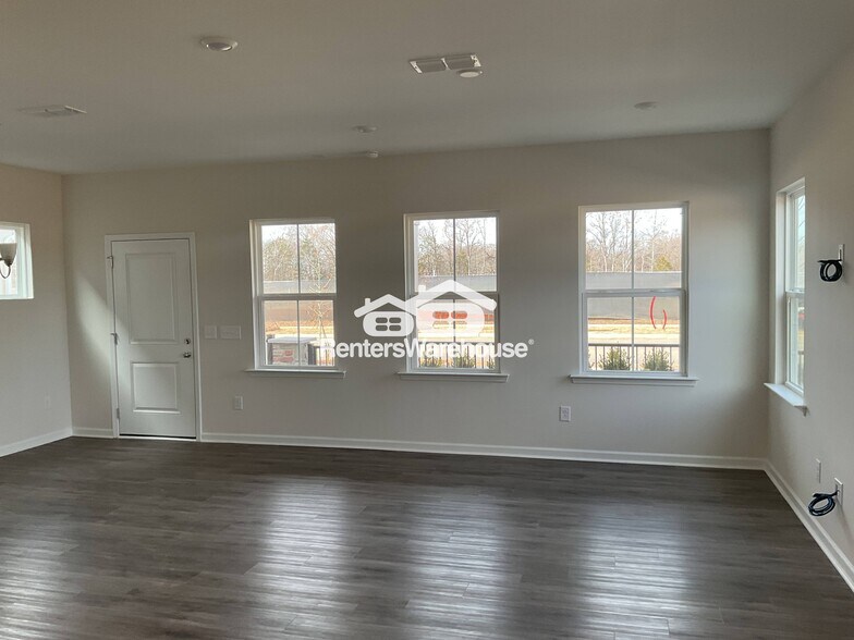 Building Photo - 3636 Pamlico St