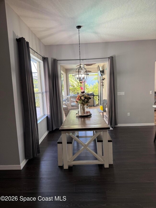 Building Photo - 110 Ridgemont Cir SE