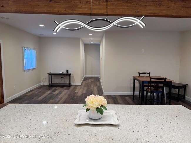 Building Photo - 3884 PA-115