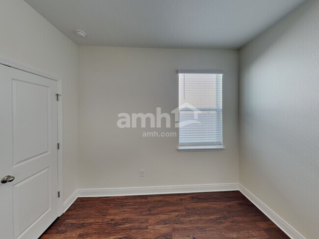 Building Photo - 2753 Ponds Trl