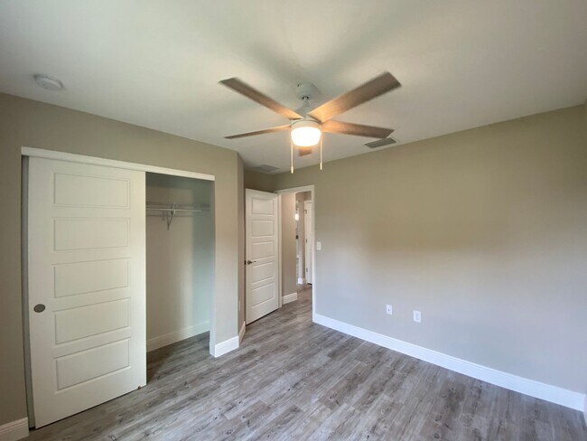 Building Photo - 2 Juniper Way Ln