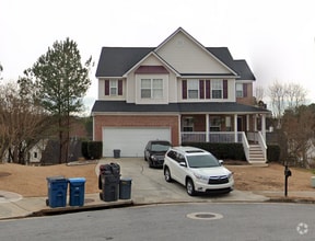 Building Photo - 2752 Mamie Ln