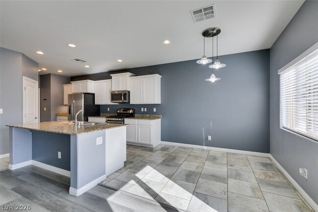 Building Photo - 5674 Cascadia Ct