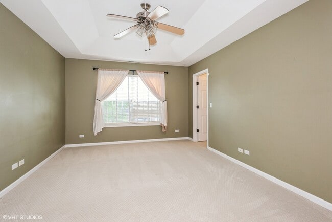 Building Photo - 2115 Pembridge Dr