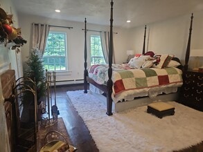 Building Photo - 4 Perrin Rd