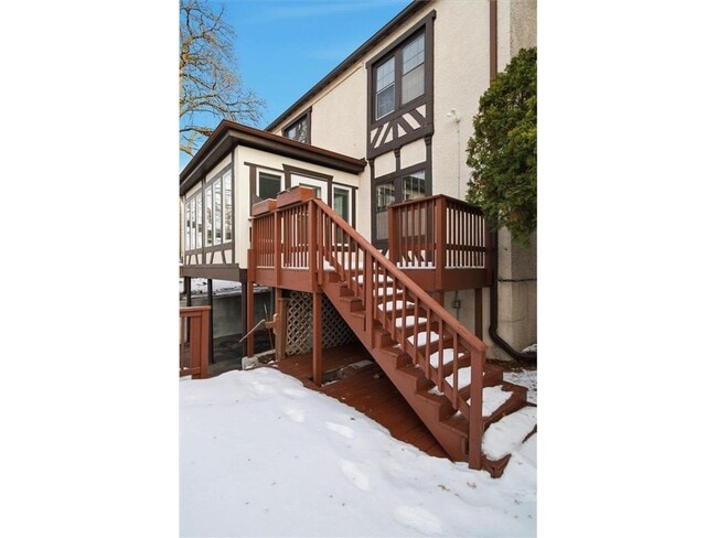 Building Photo - 3540 Irving Ave S