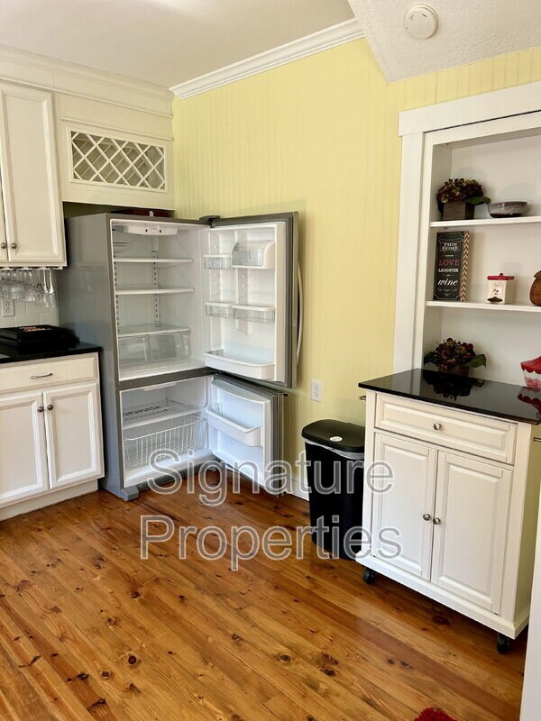 Building Photo - 1106 Cherokee Ct
