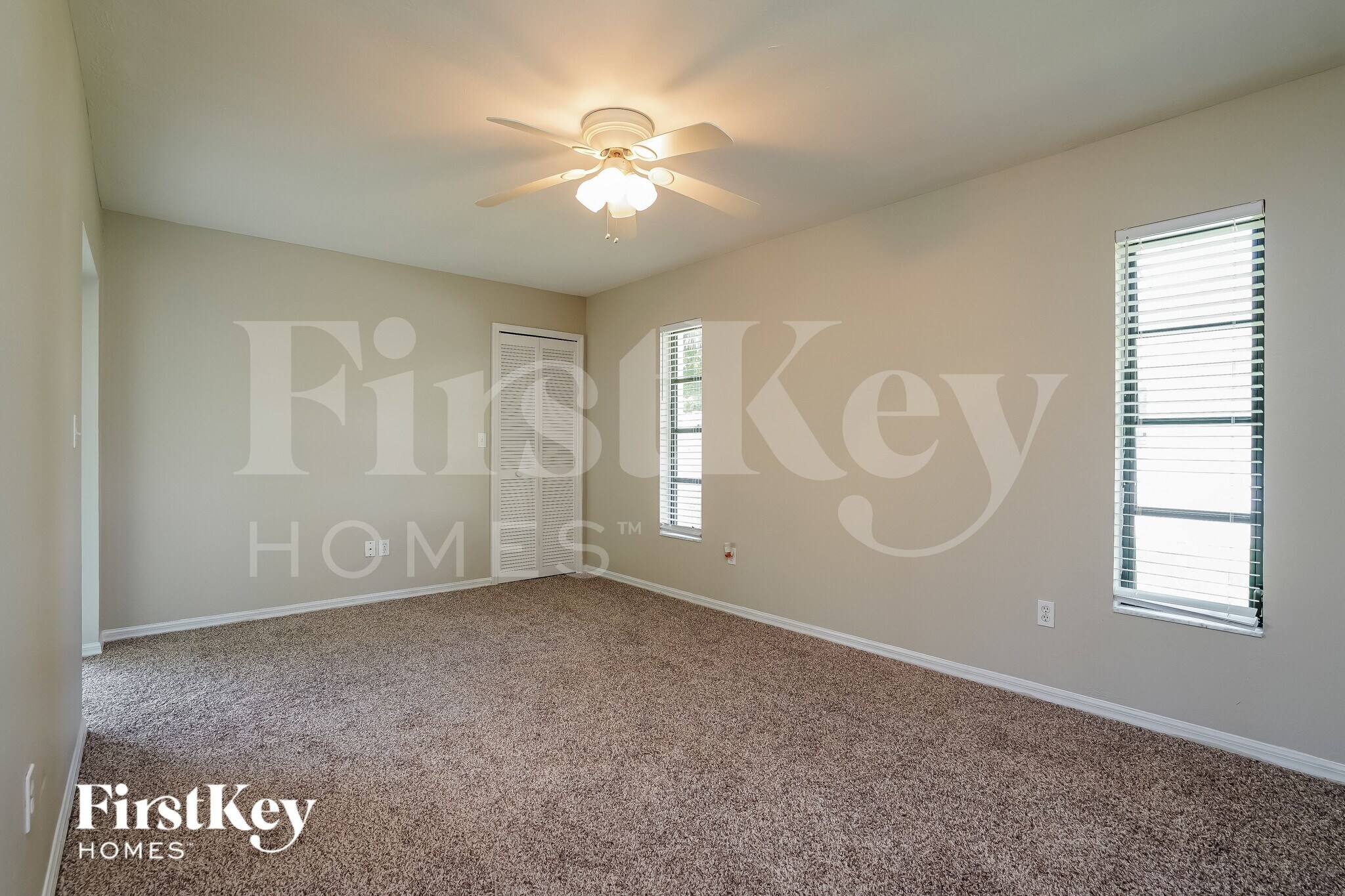 Building Photo - 1125 SE 33rd Terrace