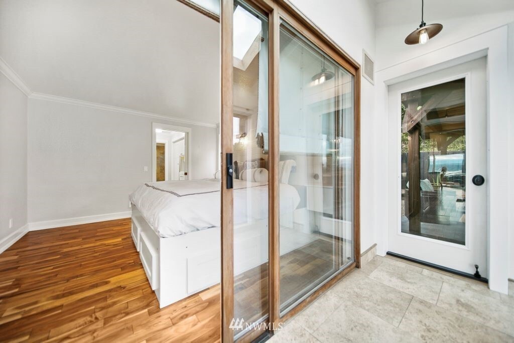 Building Photo - 37924 Hood Canal Dr NE