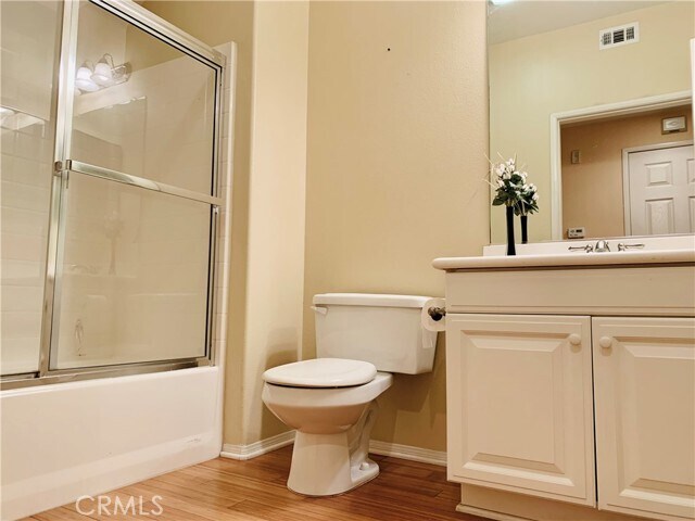 Building Photo - 67 Reunion