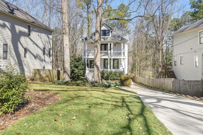 Building Photo - 3102 Alston Dr