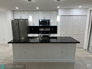 Building Photo - 13370 SW 91st Terrace