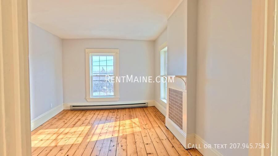 Building Photo - 3 Cushing St