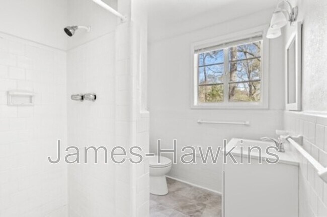 Building Photo - 1839 Robison Hill Rd