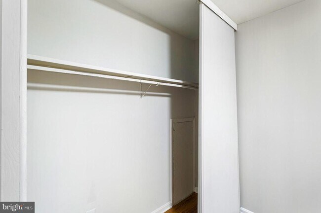 Building Photo - 6155 Edsall Rd