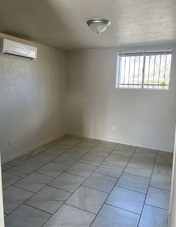 Building Photo - 365 W 33rd St