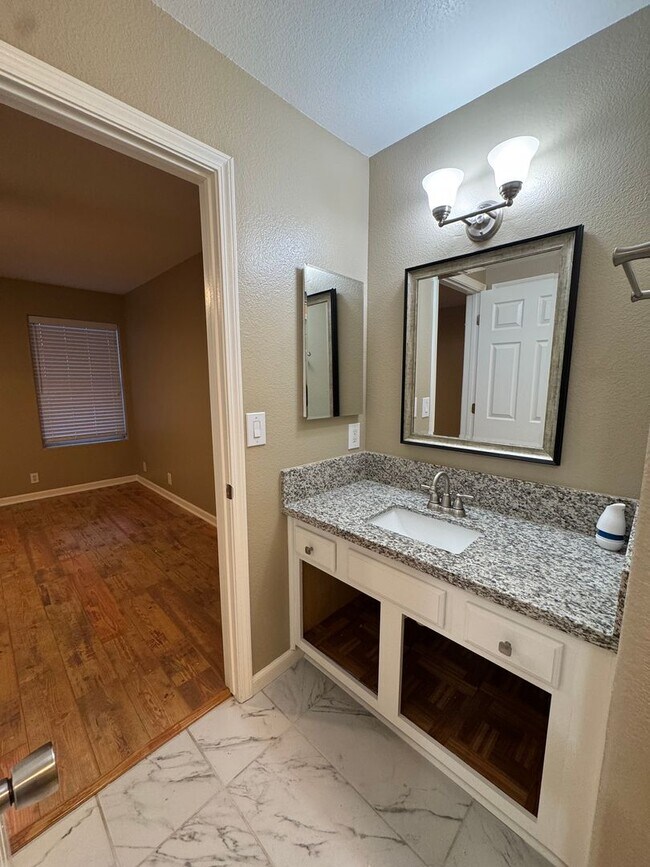 Building Photo - Nice home in Mohave Vista Estates