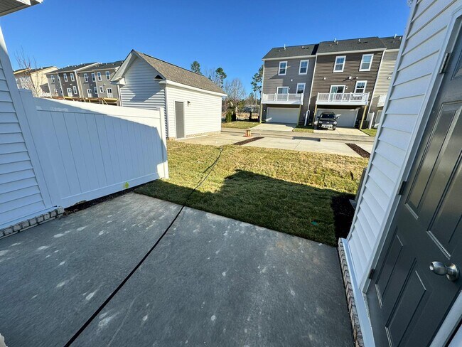 Building Photo - 6166 Belay Dr
