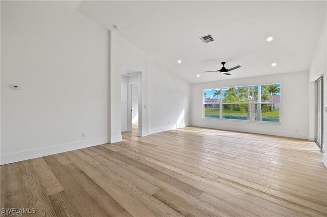 Building Photo - 1073 Rose Garden Rd