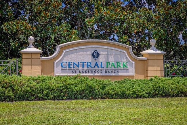 Building Photo - 11641 Piedmont Park Crossing